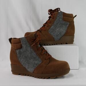 *NEW WITHOUT BOX* SOREL EVIE LACE-UP WEDGE BOOTIE